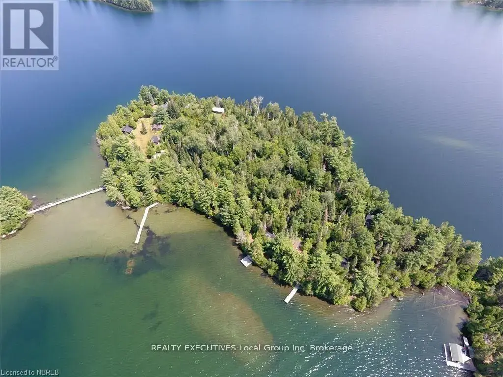 58 Island 938 Lake Temagami, Temagami